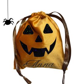 Egyedi neves Halloweeni zsák (3. minta)